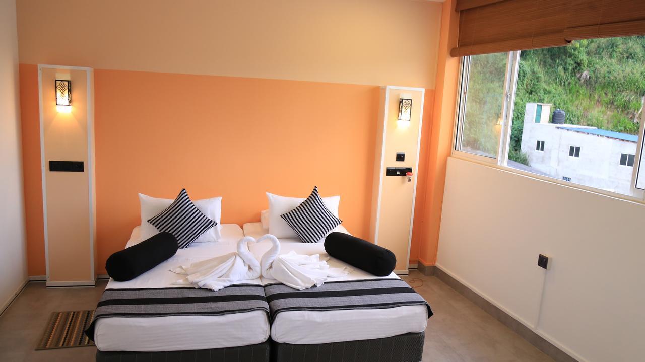 281 Kandy City Hostel & Rooms Deiyannewela Экстерьер фото